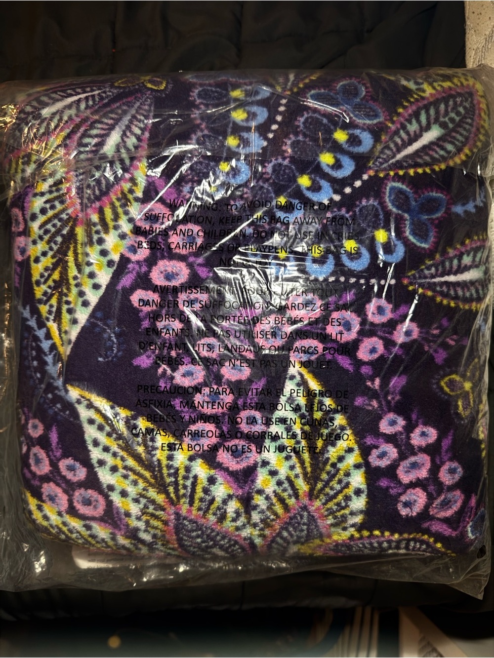NWT Vera Bradley FLEECE travel blanket batik leaves